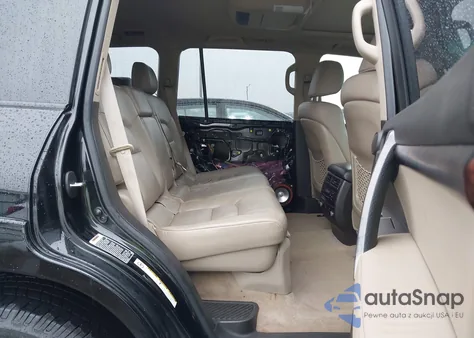 2011 Toyota Land Cruiser V8 from USA, damaged, VIN JTMHY7AJ6B4006571